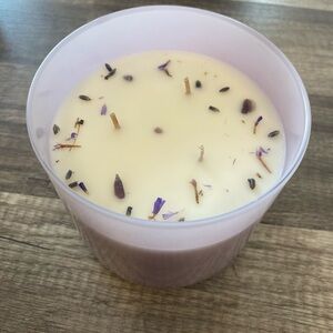 Lavender Scented Cream Candle